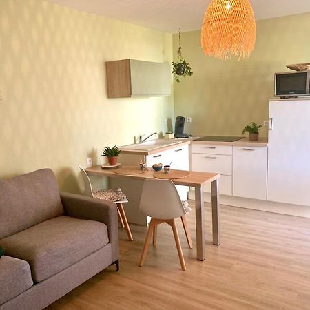 Gite Dans Une Ambiance Vegetale Avec Spa Privatif Jazennes ภายนอก รูปภาพ